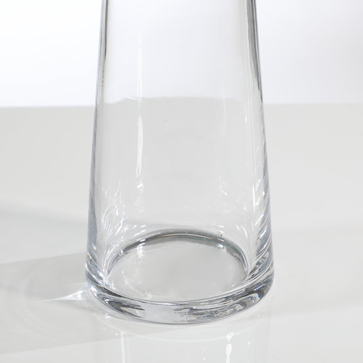 Transparent vase/saucer