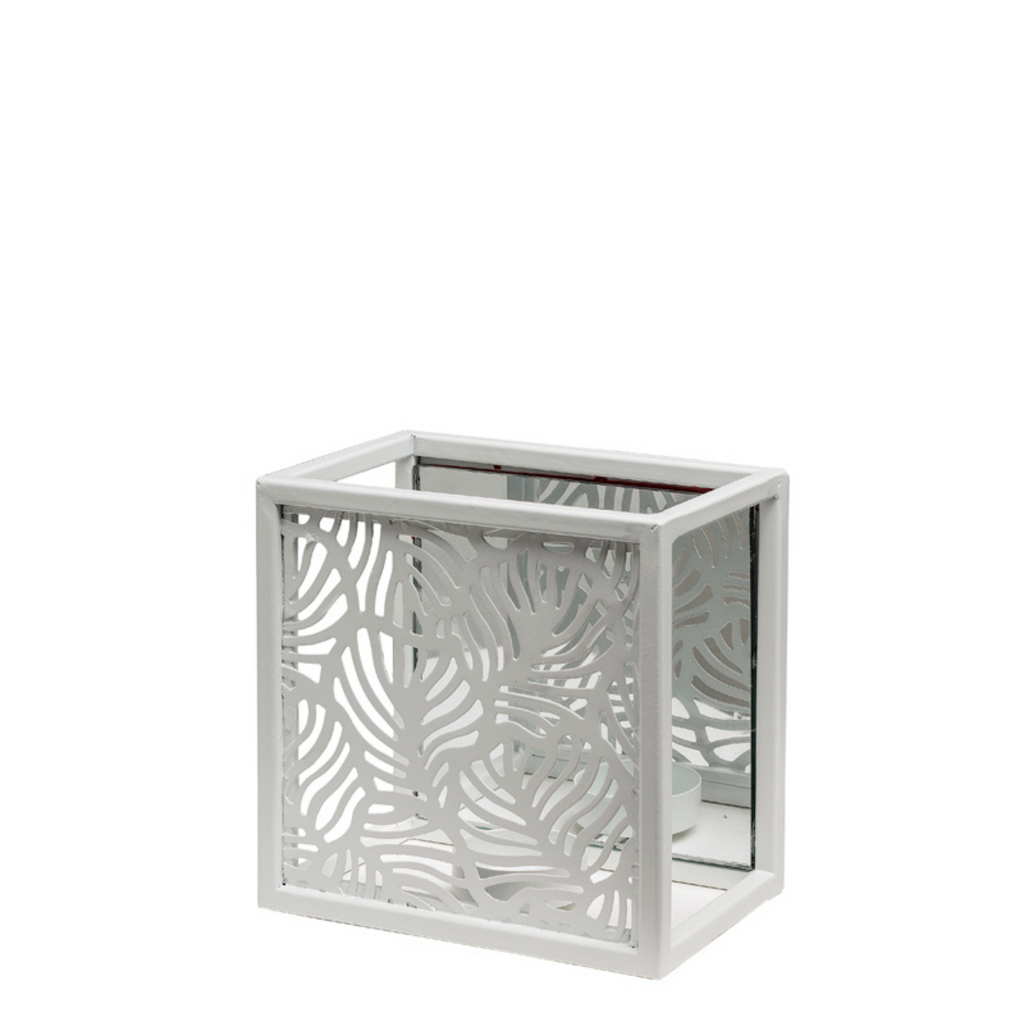 Candle holder with mirror