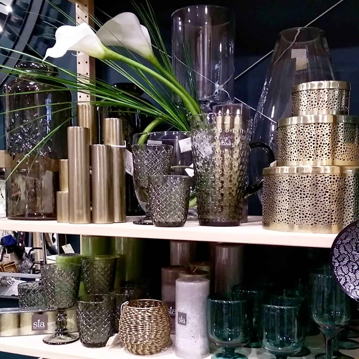 Crown Large Format Tealight Holder