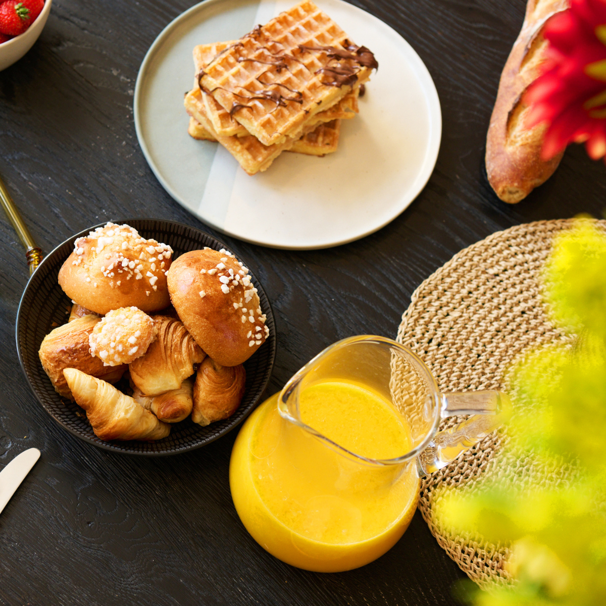 Matty 4-Plate Dinnerware Set