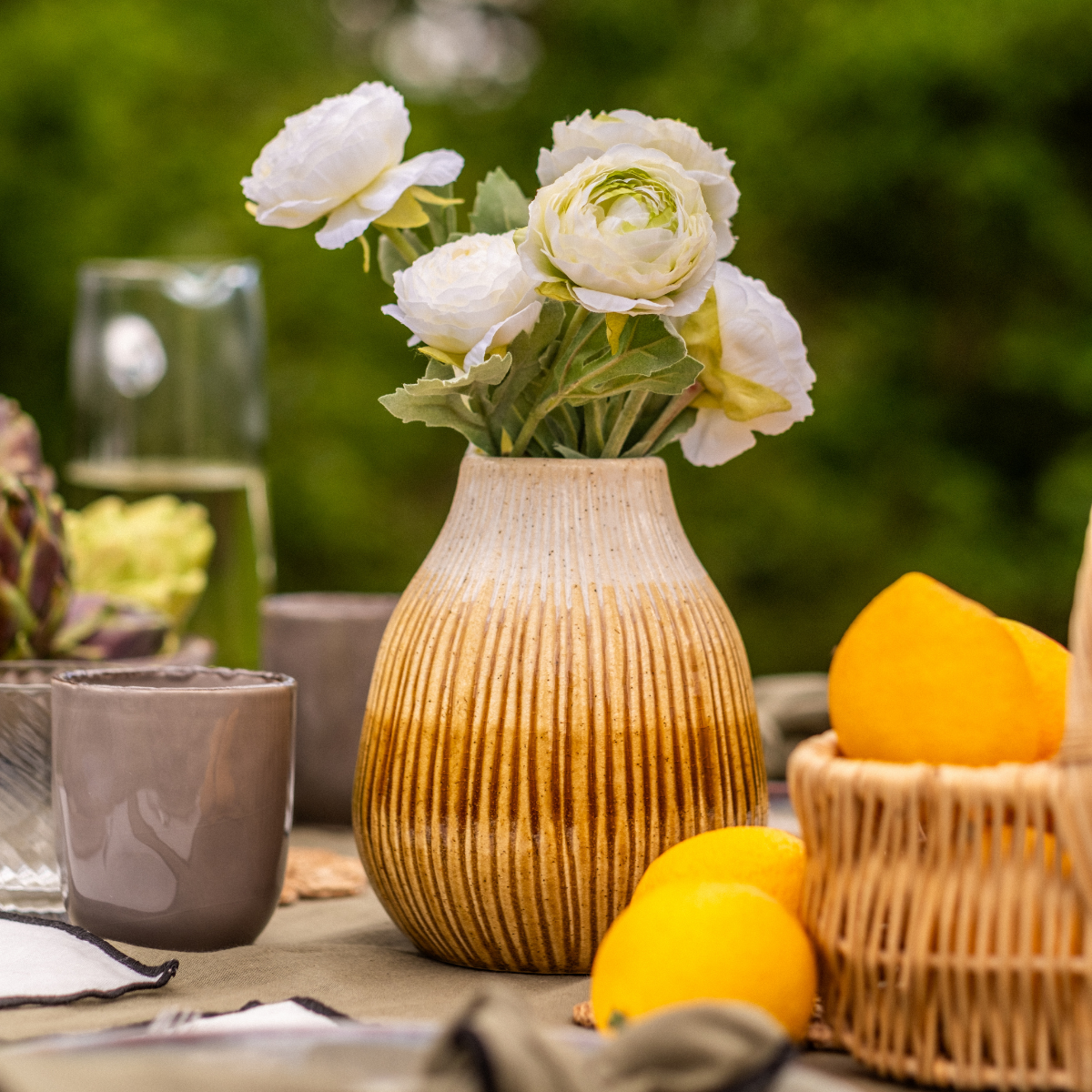 Nora buttercup stem open