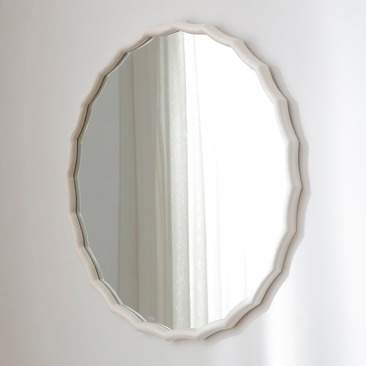 Ondine round mirror 76cm
