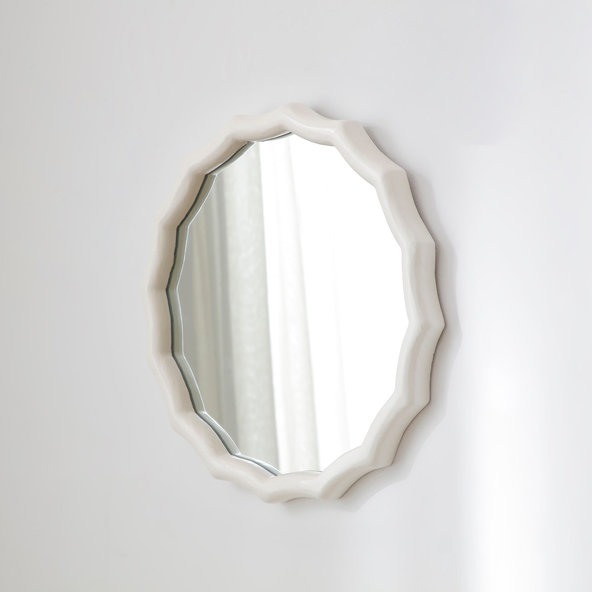 Ondine round mirror 38cm