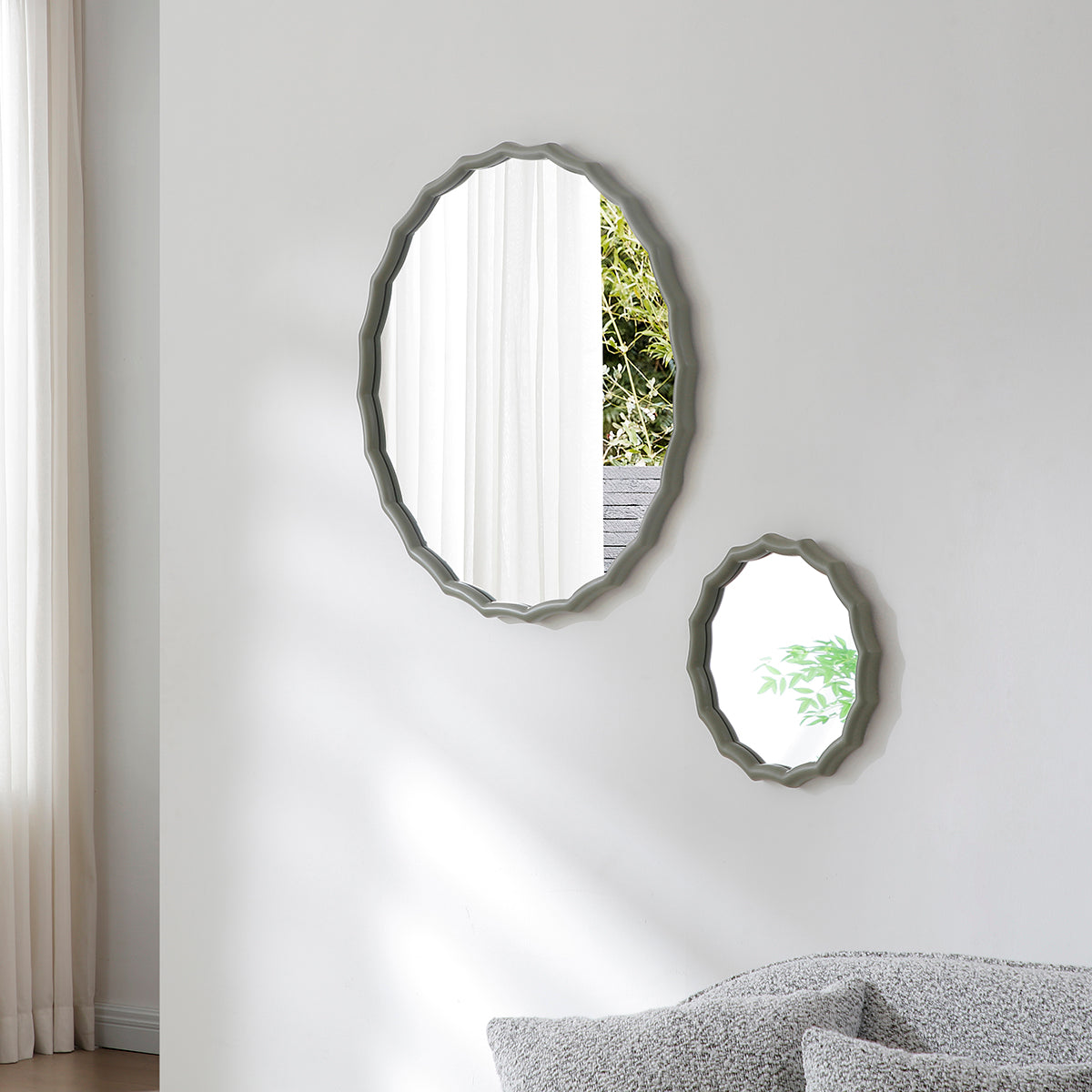 Ondine round mirror 38cm