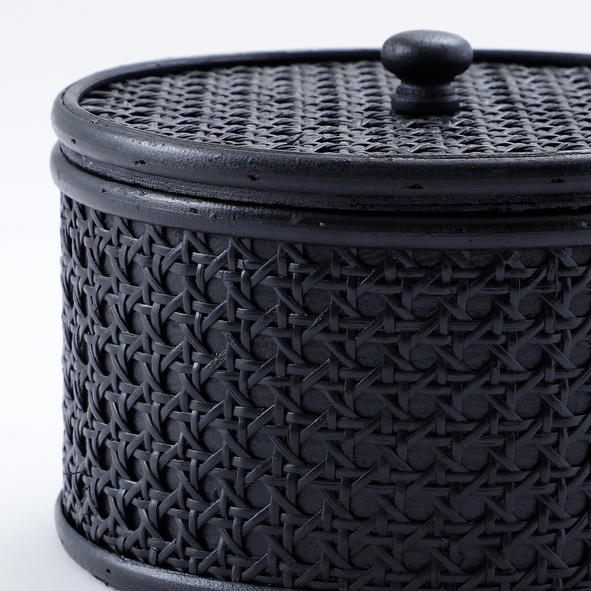 Mila round rattan boxes