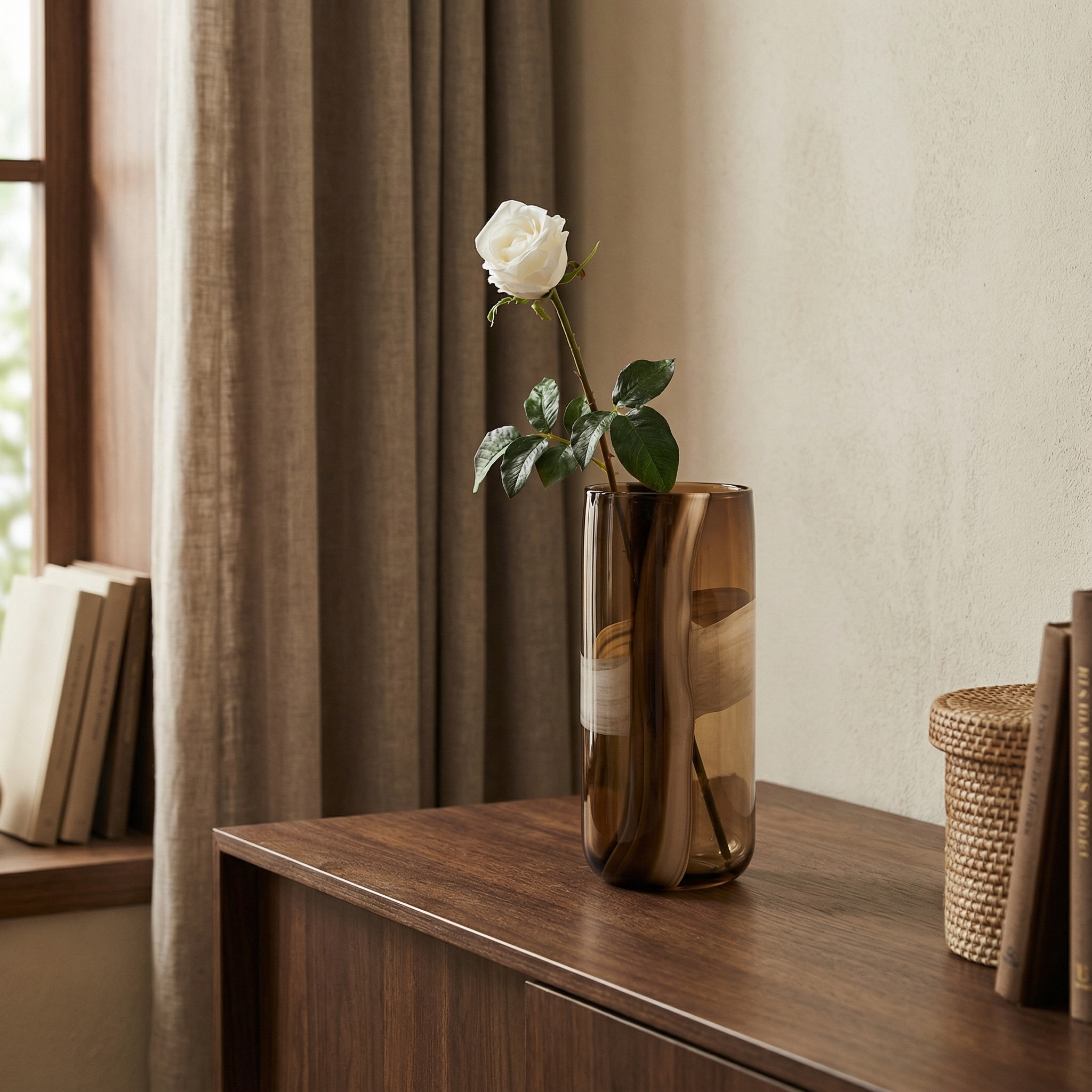 Linéa blown glass vase, 30 cm