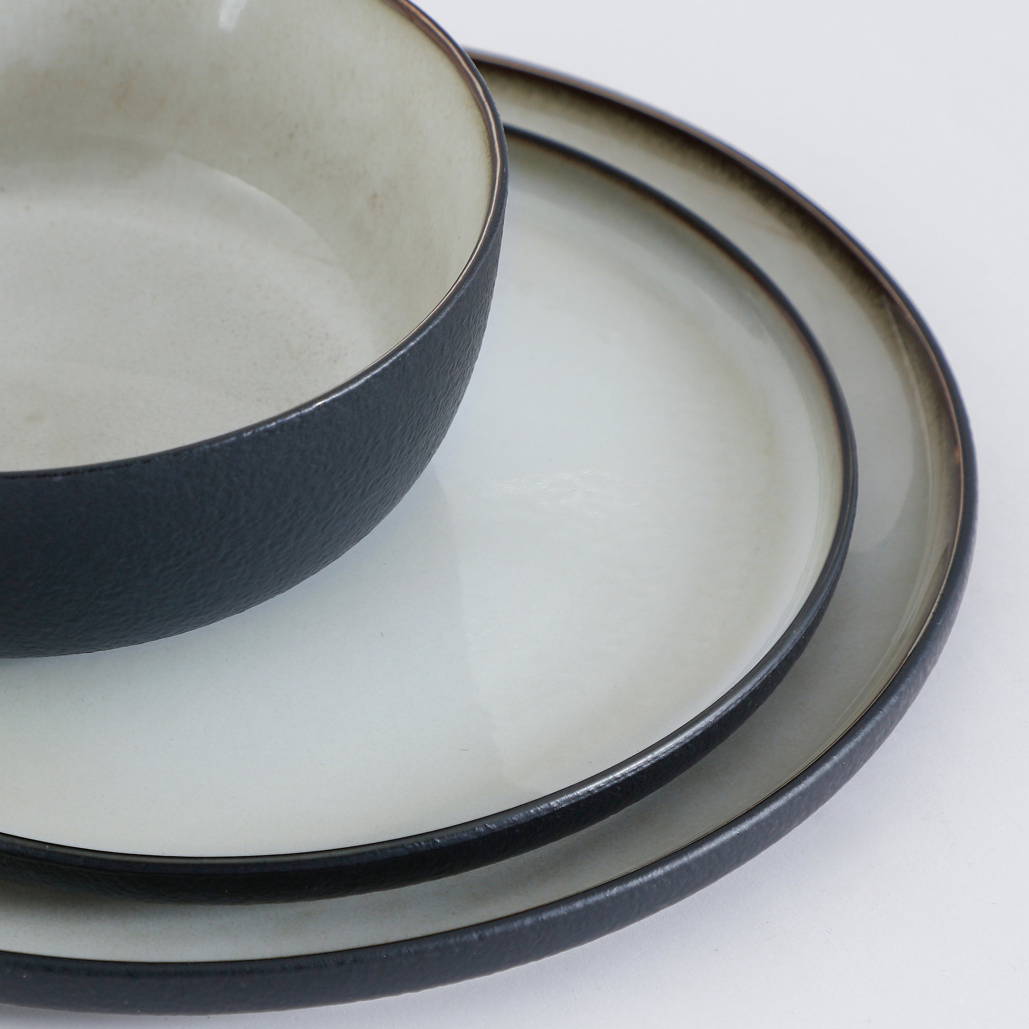 Oslo 16-piece dinner service